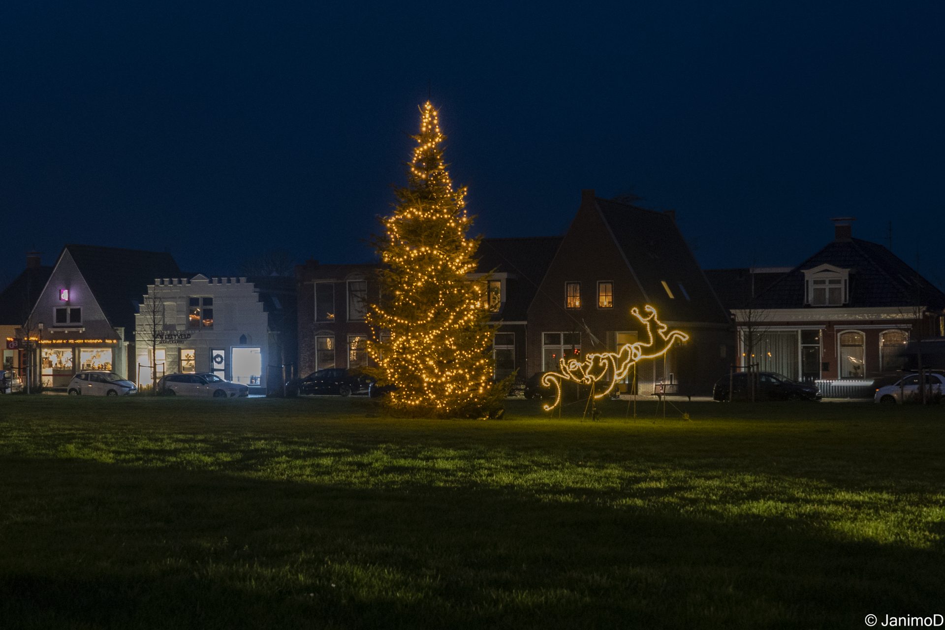 Krystkuier sjongend troch Wommels